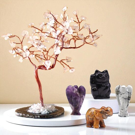 Dekori un figūras no dabīgiem akmeņiem